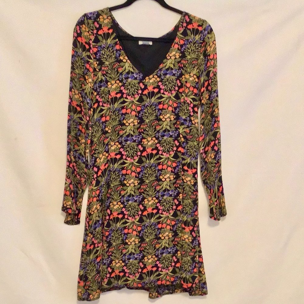 COPY - Old Navy floral long sleeve fully lined dress